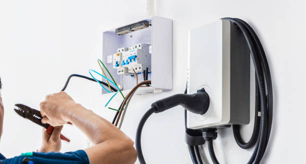 Best Emergency Electrical Repair  in Menomonee Falls, WI
